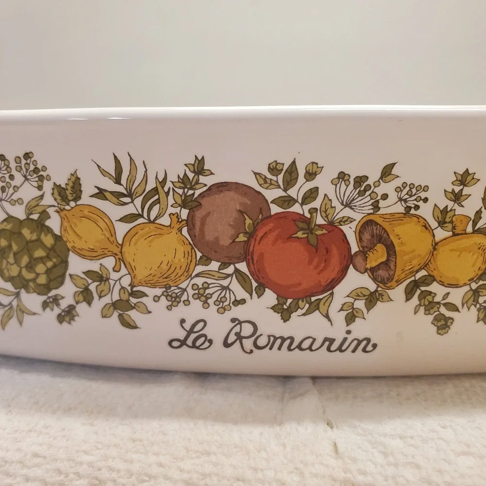 Corning Ware Casserole Dish Spice of Life A-10-B White Excellent Chrome Cradle